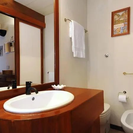 Ca' Della Tana Charming In Biennale Area Apartamento *