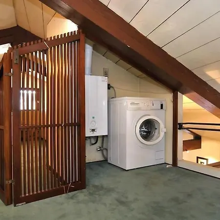 Ca' Della Tana Charming In Biennale Area Apartamento