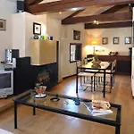 Ca' Della Tana Charming In Biennale Area Apartamento